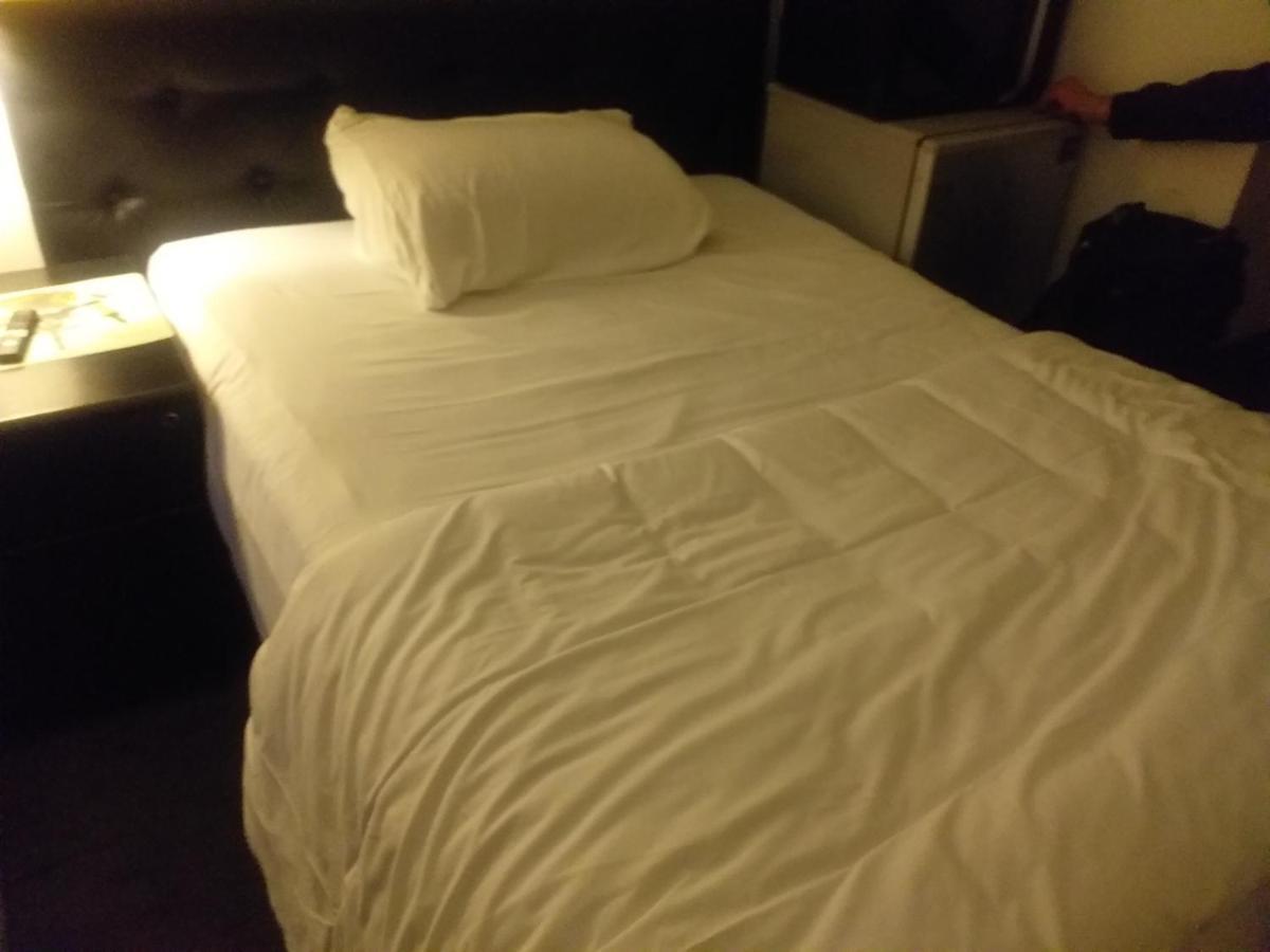 Garges-lès-Gonesse A.B.C Simple Rooms מראה חיצוני תמונה